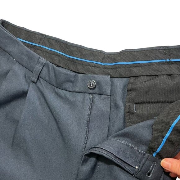 Haggar men's pants 38 navy blue slacks pleated front 31.5" inseam 100% polyester - Picture 2 of 7